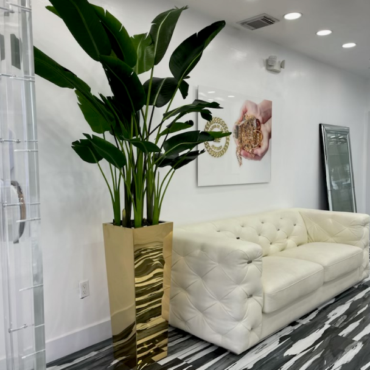 Bird of Paradise in Gold Cube Planter