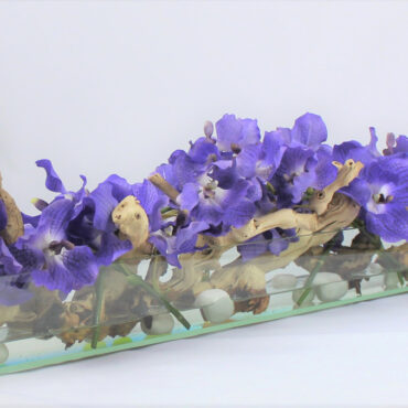 Purple Vandas – approx. 48 cm in 48″ Casa Moderna Glass Plate Planter